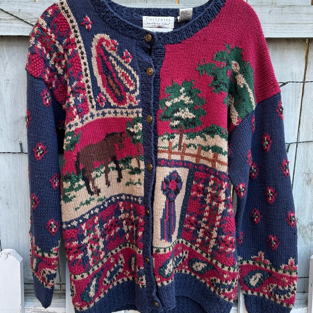 Portraits by Northern Isles Horse Themed Hand Knitted Sweater Size Medium